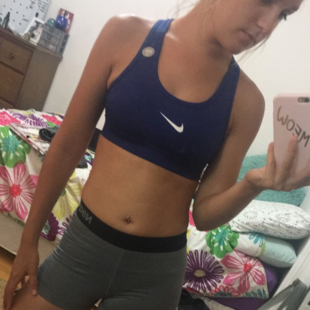 Nike sports bra, medium support